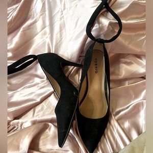 Strappy black lace up legs Torrid velvet high heels Wide width plus size